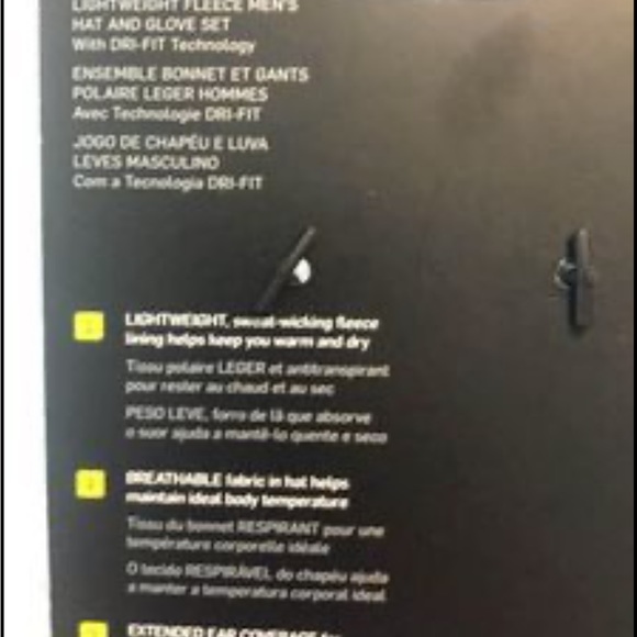 NC A&T Nike dri-fit hat and glove set. Gloves are touch screen compatible. BNWT - Picture 4 of 5